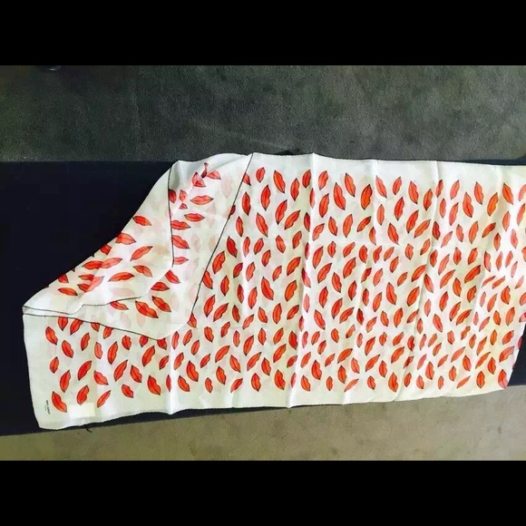 SOLD Authentic YSL Lips ๐ kisses Silk Scarf NWT - Picture 7 of 11